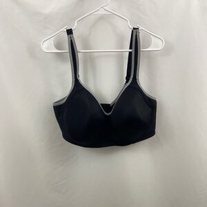 Vanity Fair Womens Black 40D Wireless Sports Bra